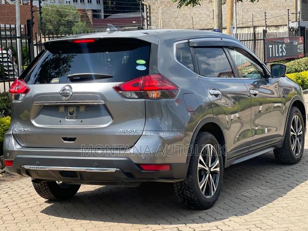 Nissan X-Trail 2.0 Petrol AWD 2019 Gray