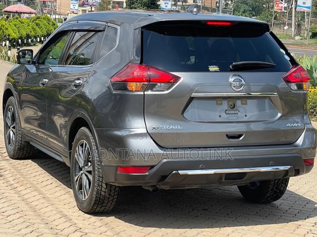 Nissan X-Trail 2.0 Petrol AWD 2019 Gray