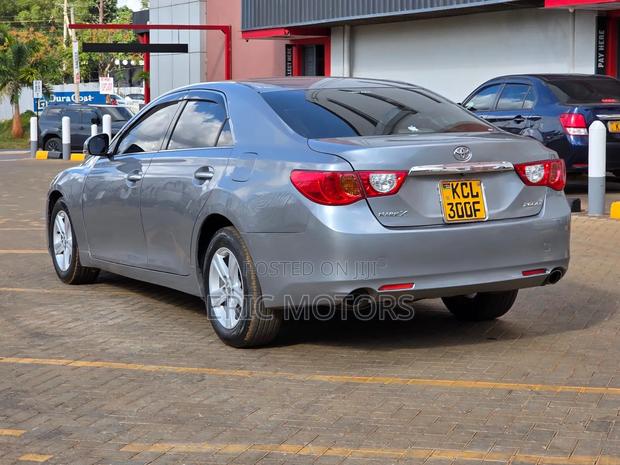 Toyota Mark X 2010 Gray