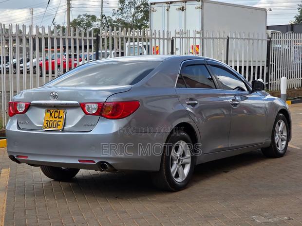 Toyota Mark X 2010 Gray