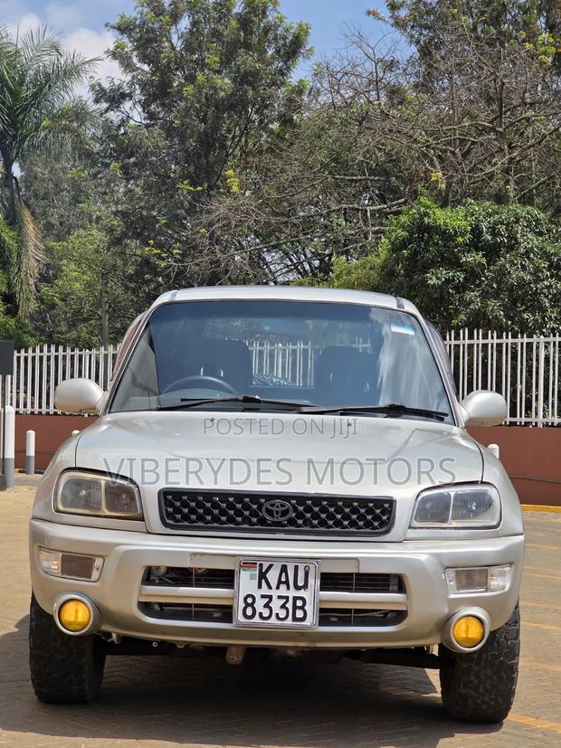 Toyota RAV4 2005