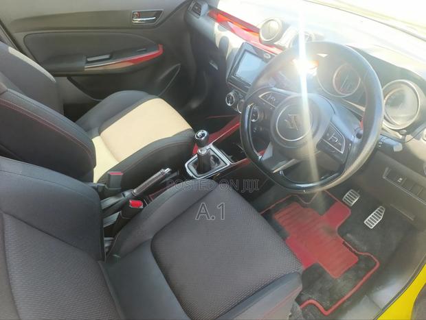 Suzuki Swift Sport 2019 Yellow