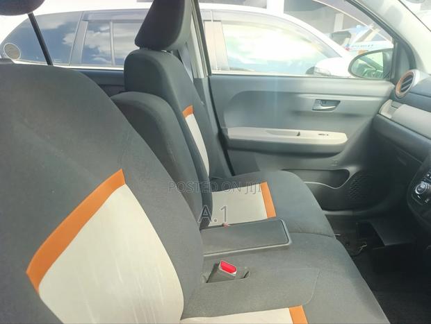 Daihatsu Boon 2019 Beige