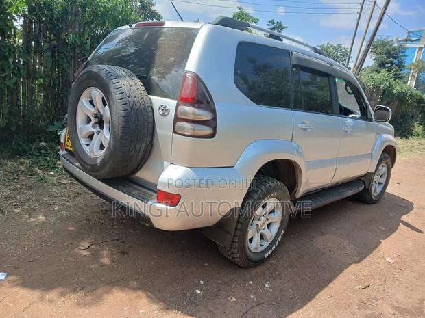 Toyota Land Cruiser Prado 2007 Silver