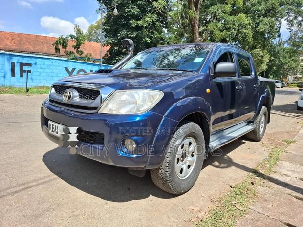 Toyota Hilux 2007 Blue