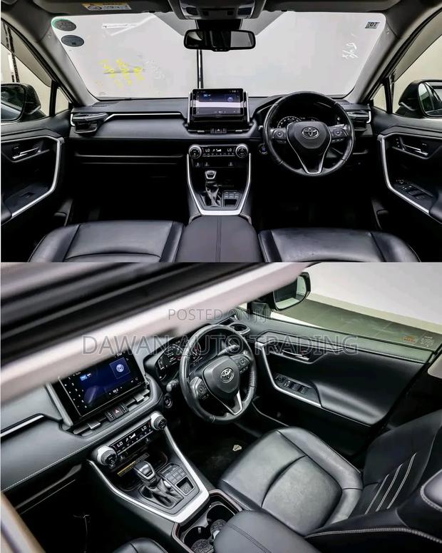 Toyota RAV4 2020 Gray