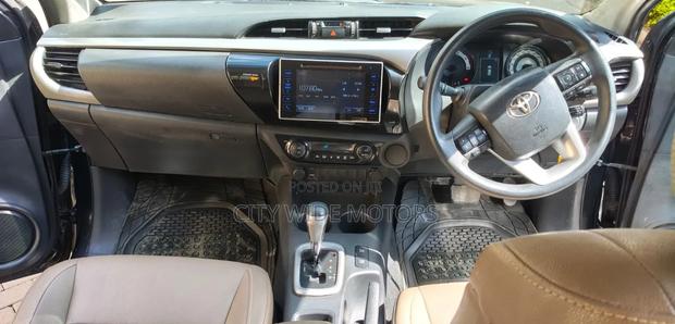 Toyota Hilux Revo Double Cab Deisel 2.8 AWD 2017 Black