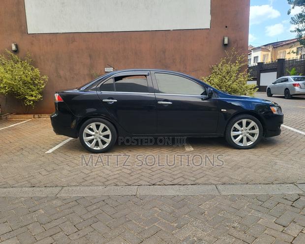Mitsubishi Galant 2013 Black