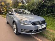 Volkswagen Passat SE 2013 Blue for sale