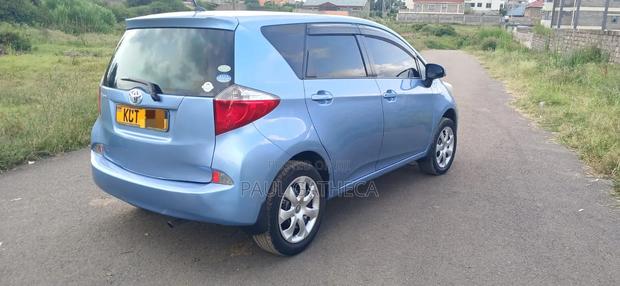 Toyota Ractis 2012 Blue