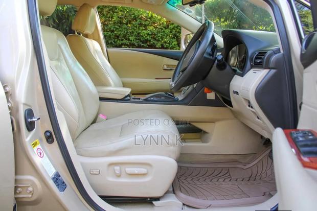 Lexus RX 2010 Gold