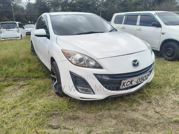 Mazda Axela 2009 White