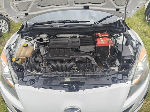Mazda Axela 2009 White