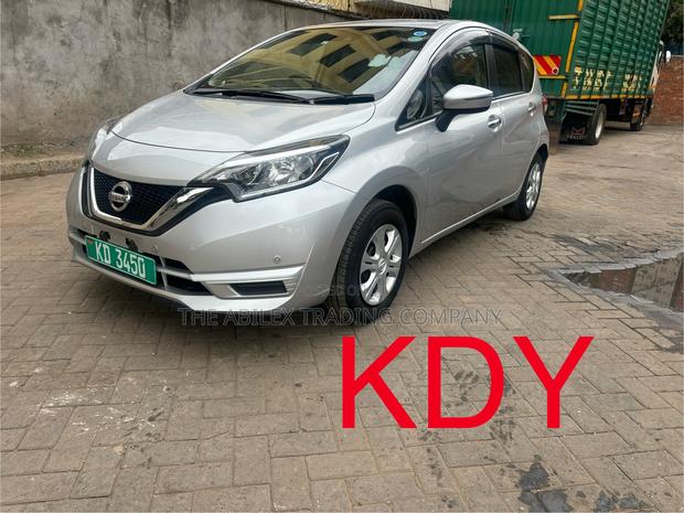 Nissan Note 2019 Silver