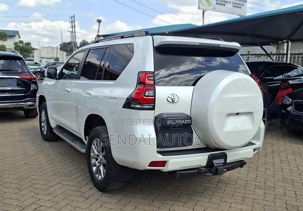 Toyota Land Cruiser Prado 2020 White