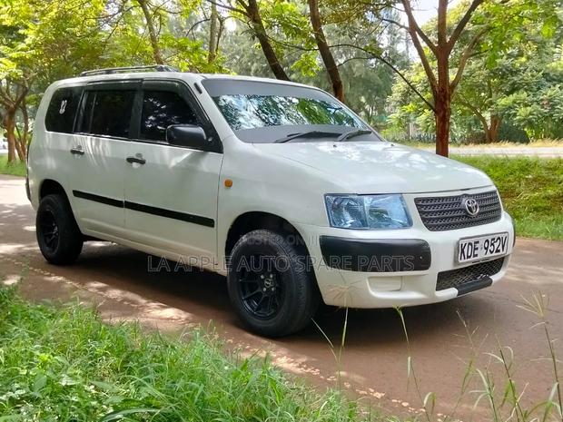Toyota Succeed SV Premium 2014 White