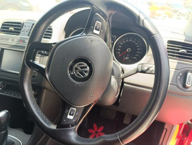 Volkswagen Polo 2018 Red