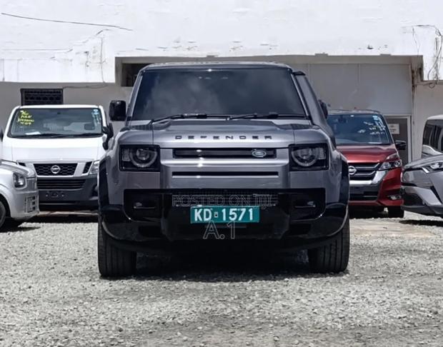 Land Rover Defender 2024 Gray