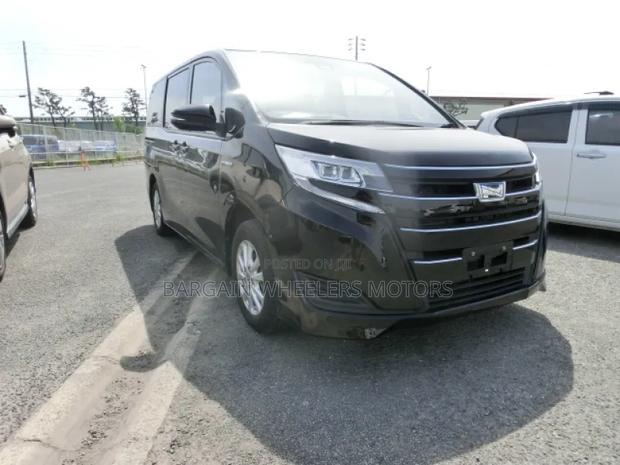 Toyota Noah 2019 Black