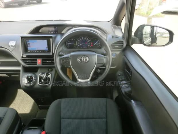 Toyota Noah 2019 Black