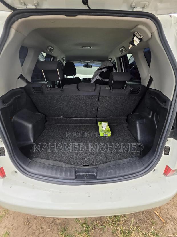 Toyota Ractis 2015 White