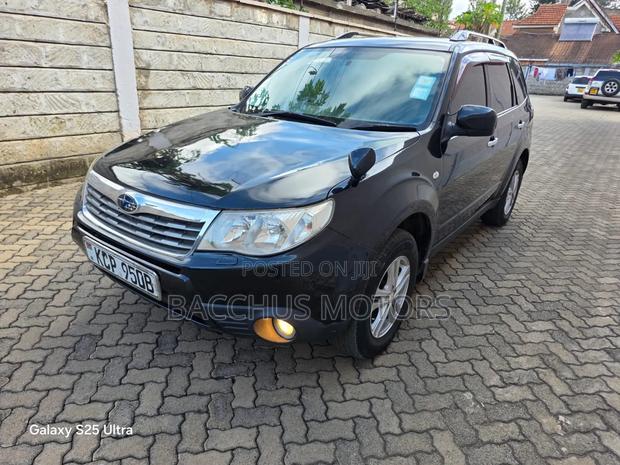 Subaru Forester 2010 Black