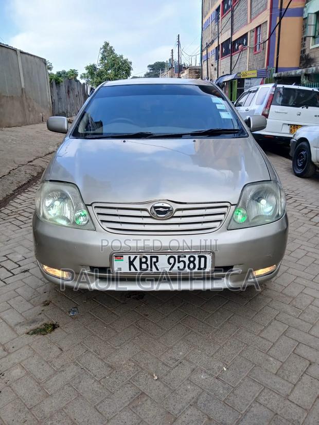 Toyota Corolla 2005 Gold