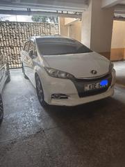 Toyota Wish 2014 White for sale