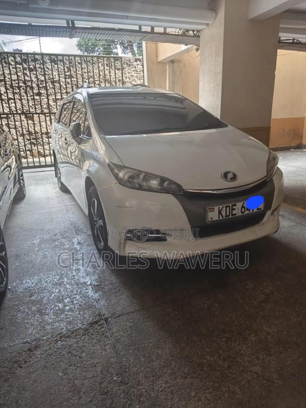 Toyota Wish 2014 White