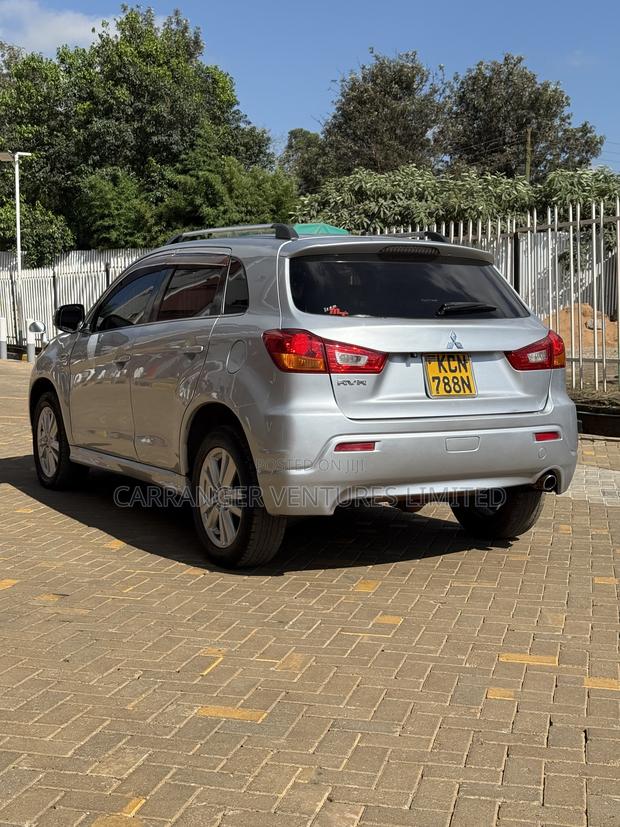 Mitsubishi RVR 2010 Silver