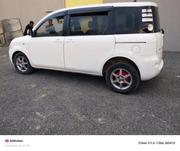 Toyota Sienta 1.5 AWD 2010 White for sale