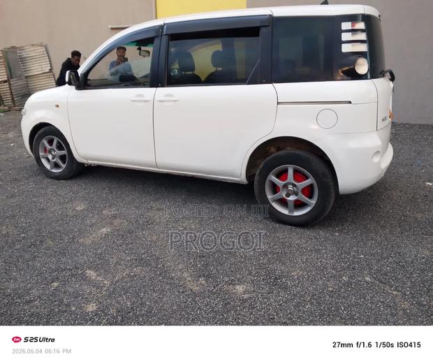 Toyota Sienta 1.5 AWD 2010 White