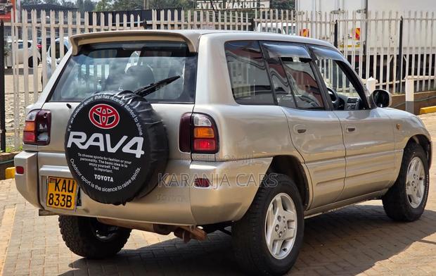 Toyota RAV4 1999
