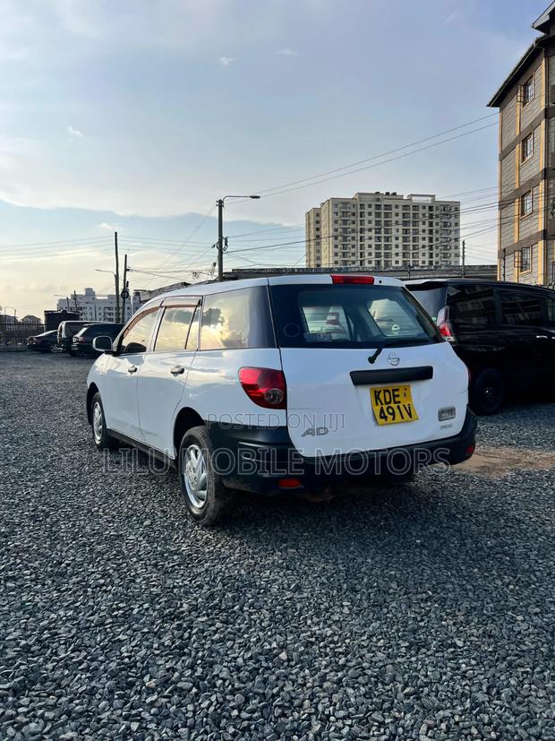 Nissan Advan 2015 White