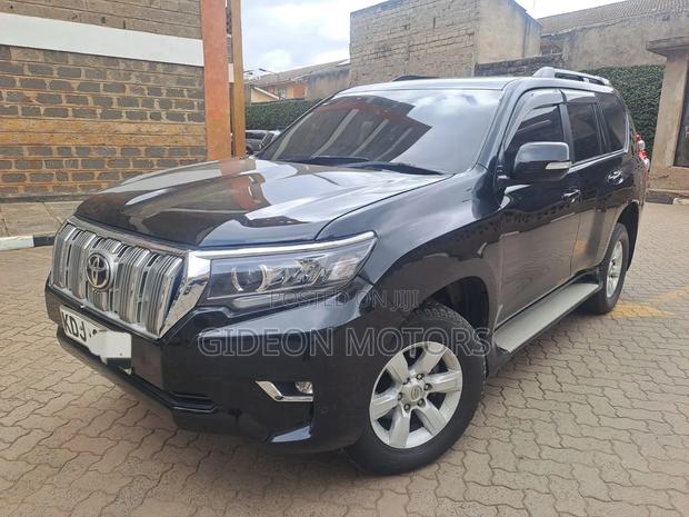 Toyota Land Cruiser Prado 2016 Black