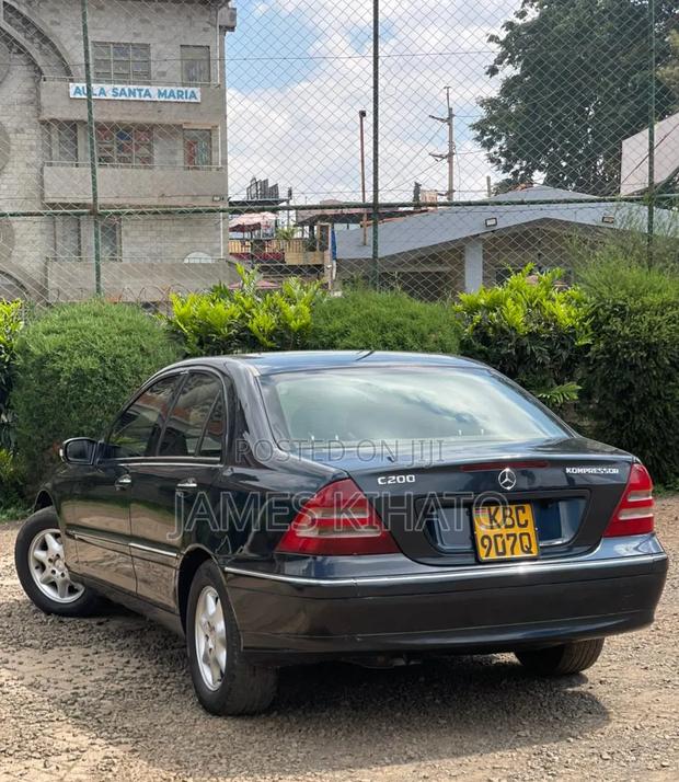 Mercedes-Benz C200 2004 Green