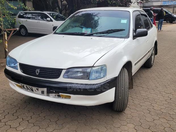 Toyota Sprinter 2000 White