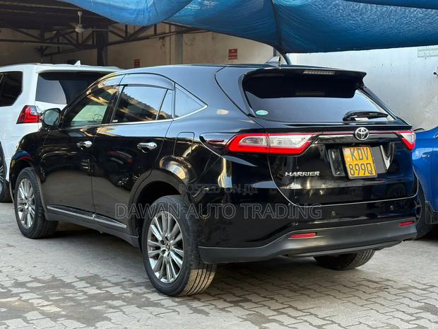Toyota Harrier 2018 Black