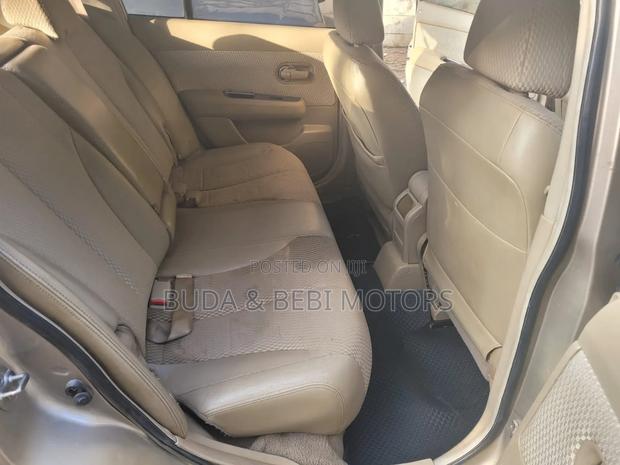Nissan Tiida 2008 Beige