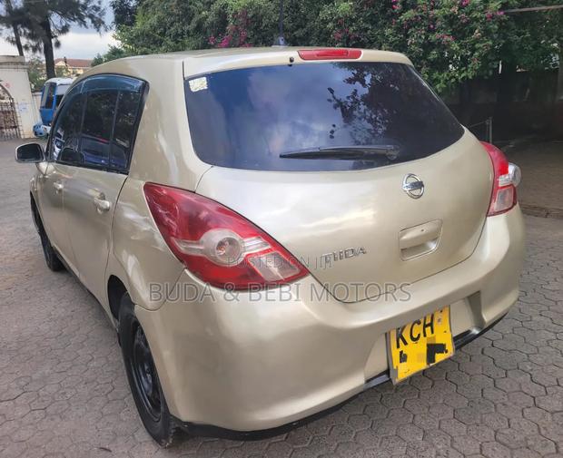Nissan Tiida 2008 Beige