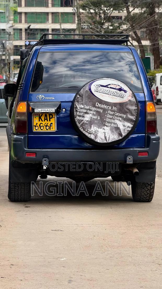 Toyota Land Cruiser Prado 2002 Blue