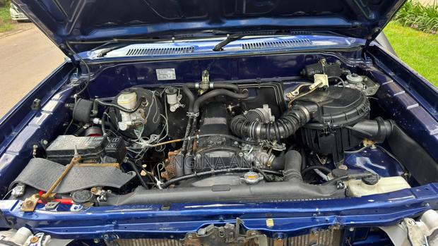 Toyota Land Cruiser Prado 2002 Blue