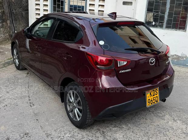 Mazda Demio 2017 Maroon