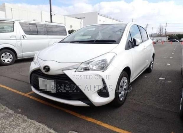 Toyota Vitz 1.0 FWD 5dr 2019 Pearl
