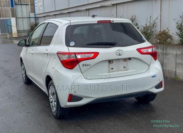 Toyota Vitz 1.0 FWD 5dr 2019 Pearl