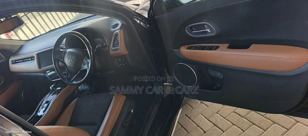 Honda Vezel 2019 Black