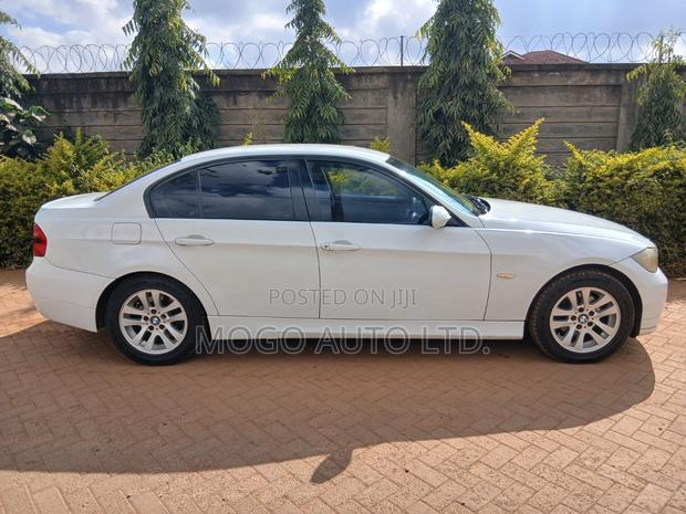 BMW 320i 2008 White