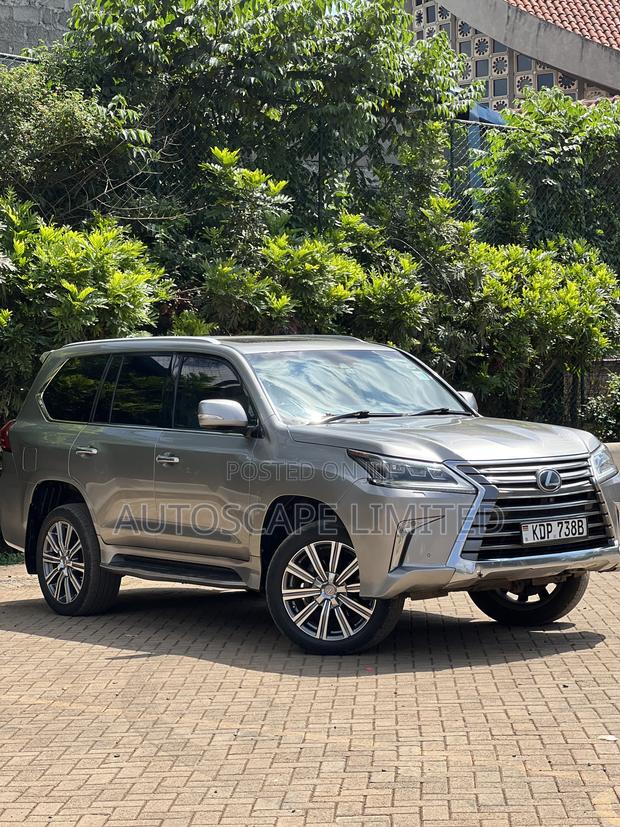 Lexus LX 2016 Brown