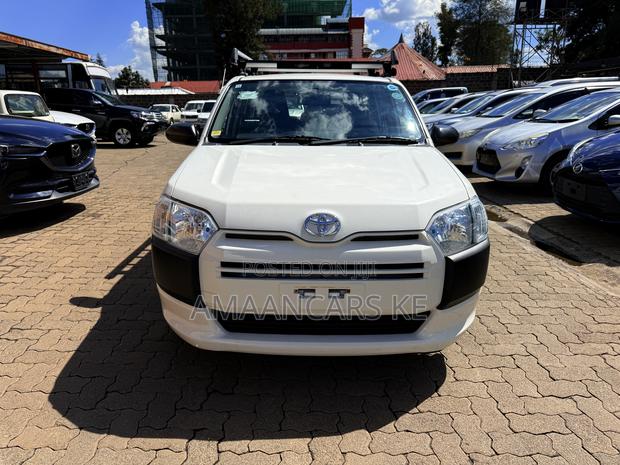 Toyota Probox 1.5 DX 2WD 2020 White