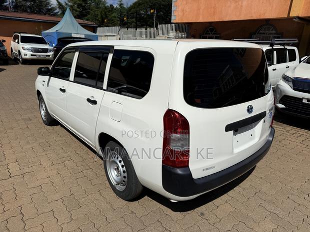 Toyota Succeed 2019 White